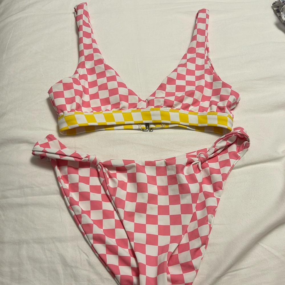 dippin daisys bikini